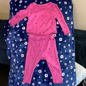 EUC 6-12M Gap matching set pink with black hearts ruffle edges Valentine’s Day